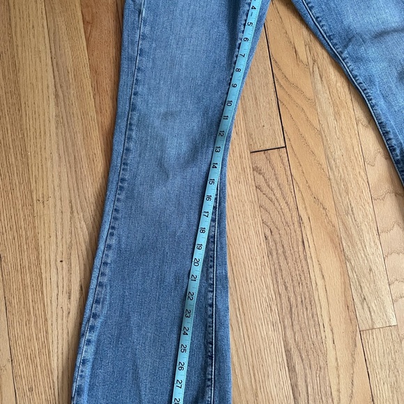 Levi’s - Picture 3 of 11